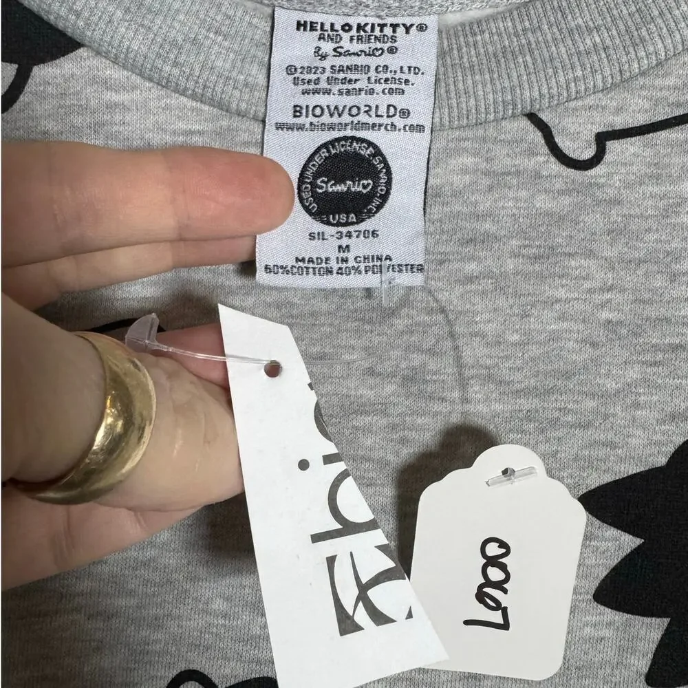 SANRIO HELLO KITTY & FRIENDS Crew Sweatshirt NEW LS Fleece Gray Size M - Picture 6 of 6